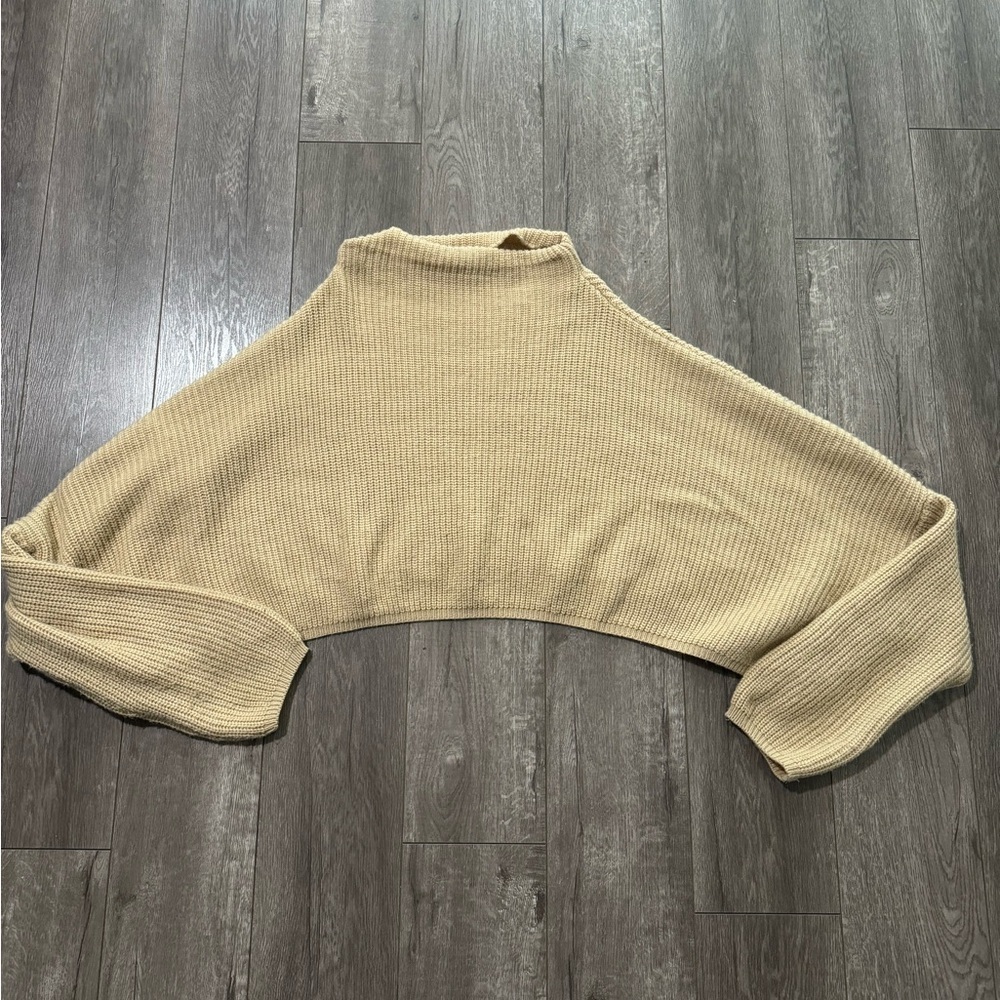 Seek the label tan cropped oversized sweater S
